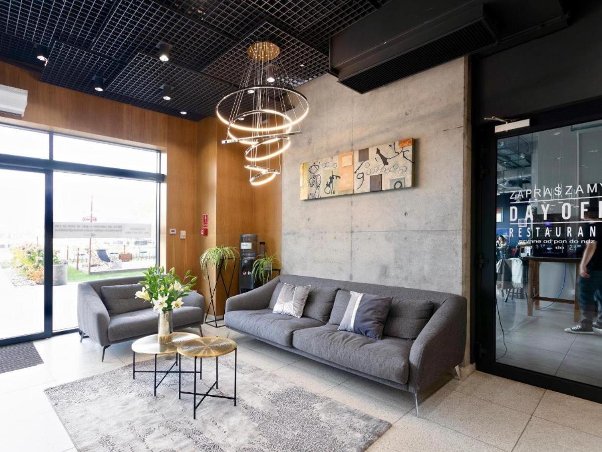 Good Wolska Residence Warschau Exterior foto